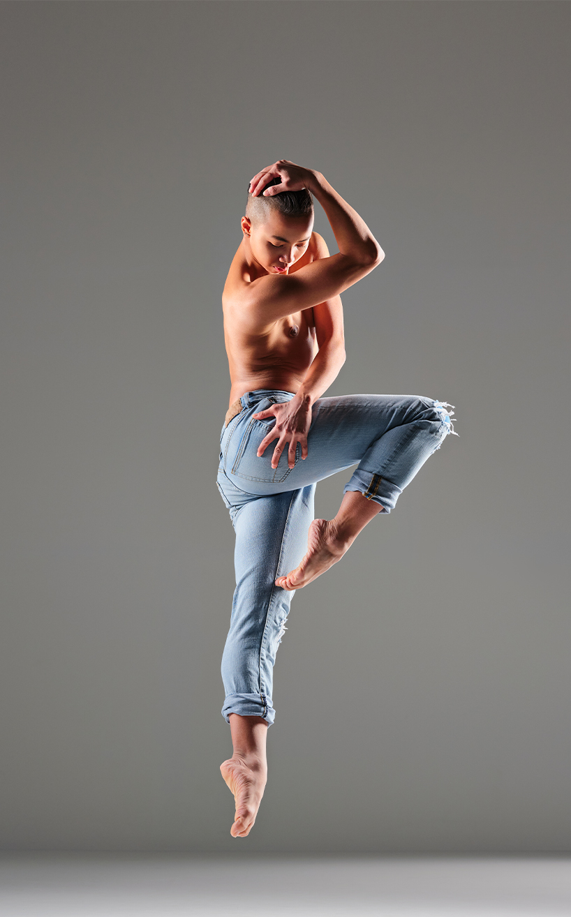 dancer posing with head in hands, dance photos 